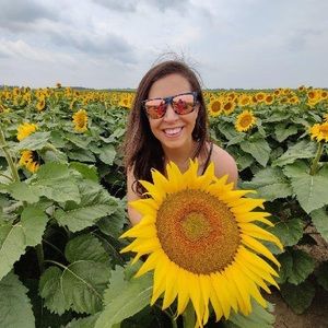 Meet your Posher, Meagan